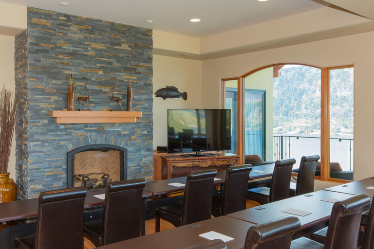 Others 5, Columbia Cliff Villas Hotel, Hood River