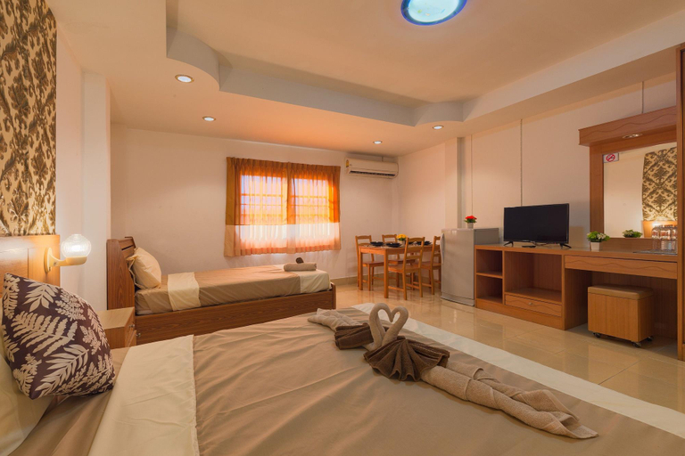 Public Area 3, A&J Boutique Hotel Nanai, Phuket Island