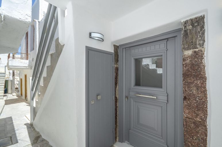 Exterior & Views 2, Venetian Suites, South Aegean