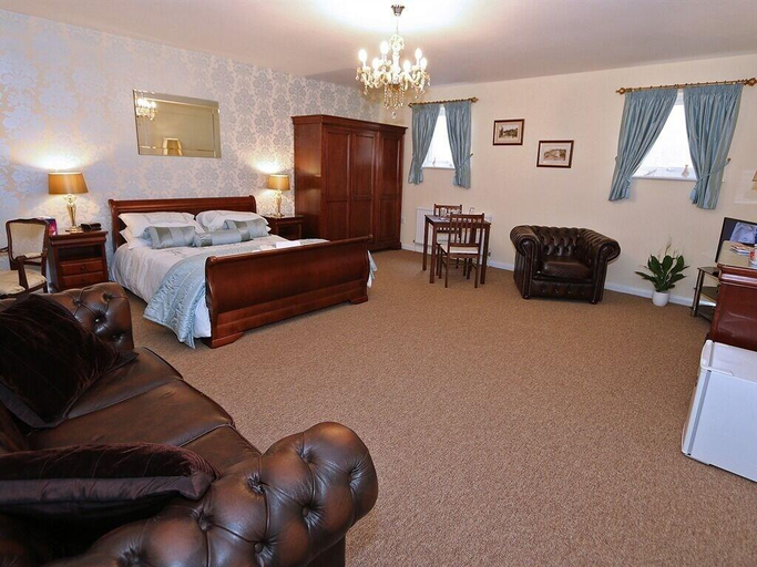 Public Area 3, Beachside Suites, Somerset