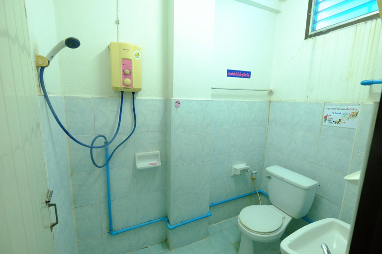 Bathroom 4, LP Apartment, Muang Sakon Nakhon