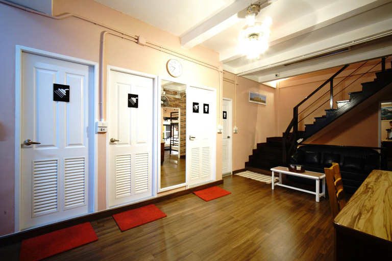 Public Area 3, Urban Hostel Bangkok, Bang Rak