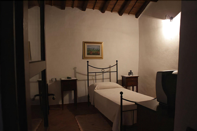 Others 5, Antico Borgo, Nuoro