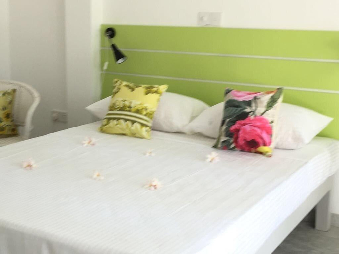 Bedroom 3, Plantation House, Hikkaduwa