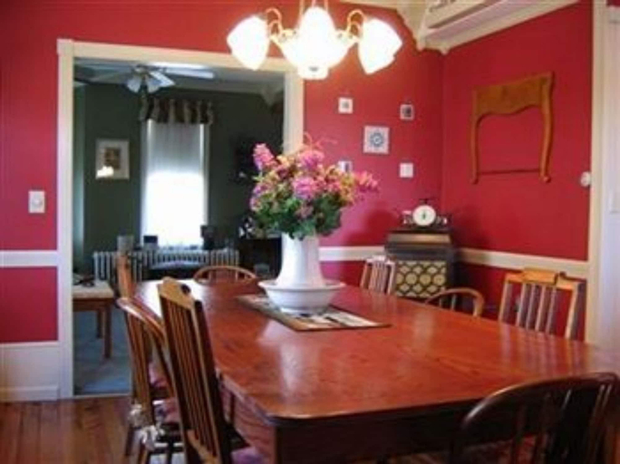 Food & Drinks, Keller House, Centre