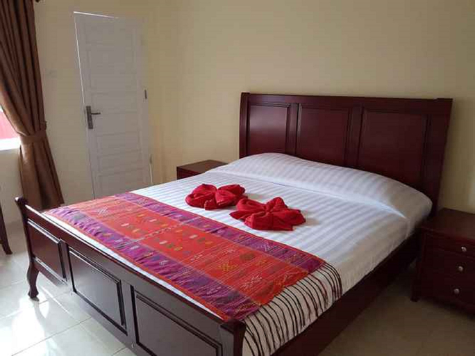 Bedroom 3, Zoe's Paradise Waterfront Hotel, Samosir
