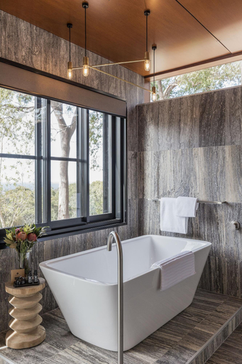 Bathroom 5, Spicers Sangoma Retreat, Hawkesbury