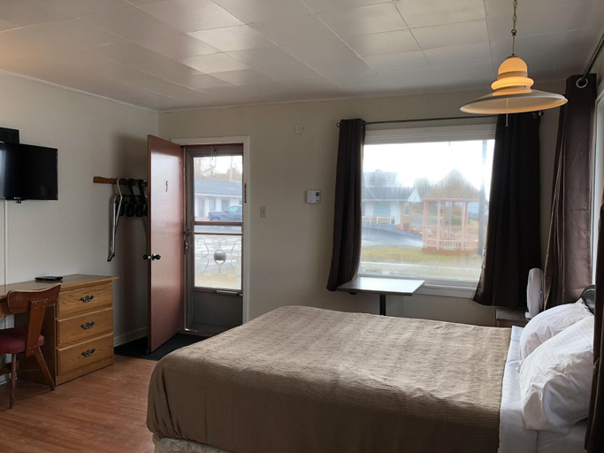 Public Area 3, NovaStar Motel On The Lake, Yarmouth