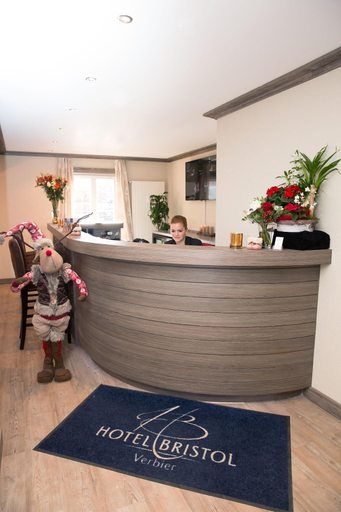 Public Area 2, Hotel Bristol, Entremont