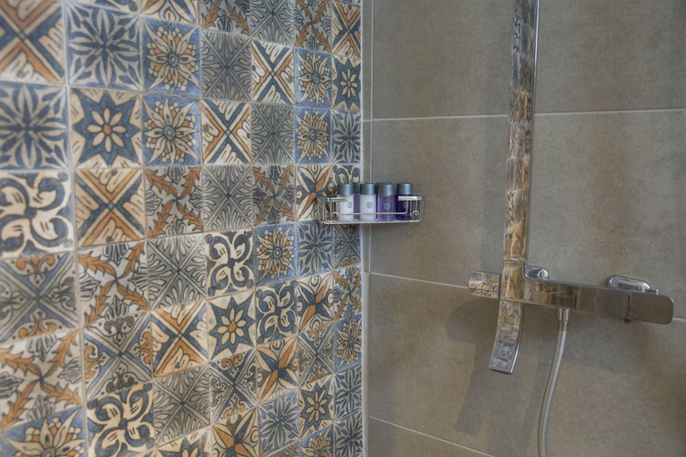 Bathroom 5, Yaz Beach Hotel, Bodrum