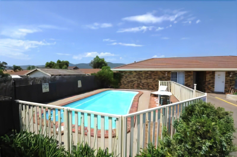 Sport & Beauty 4, Golden Grain Motor Inn, Tamworth Regional - Pt A