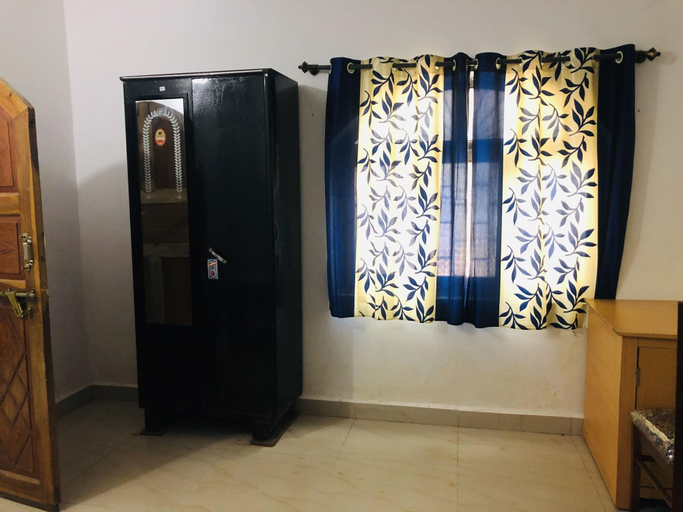 Public Area 2, Swati Hotel, North Goa