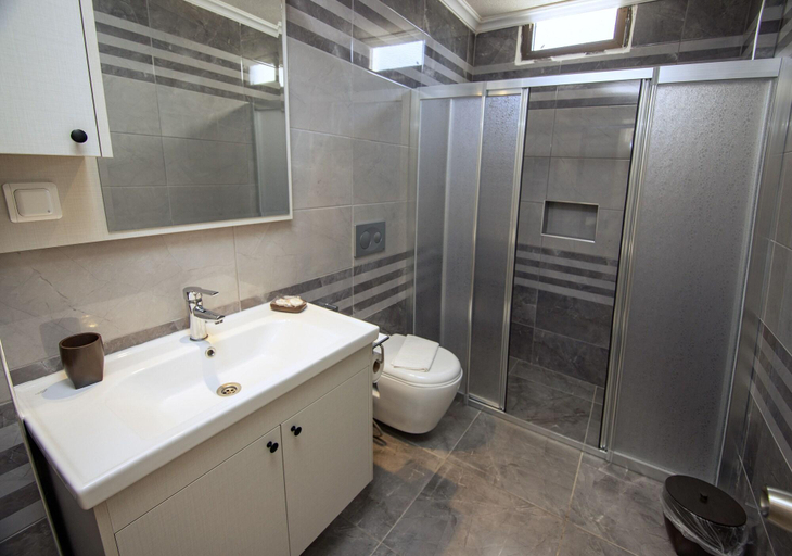 Bathroom 4, Diplomat Hotel Turunc, Marmaris