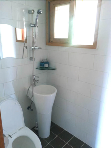 Bathroom, Happy Village Syeobul Guesthouse, Gyeongju