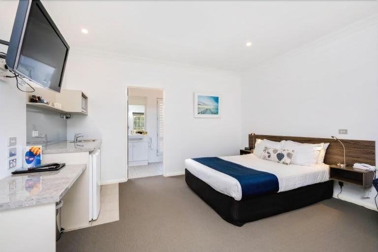 Bedroom 3, Commercial Golf Resort, Albury