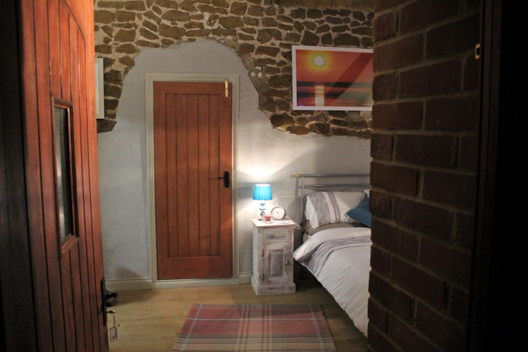 Bathroom 4, Norfolk Coast B&B Cottages and Camping, Cambridgeshire