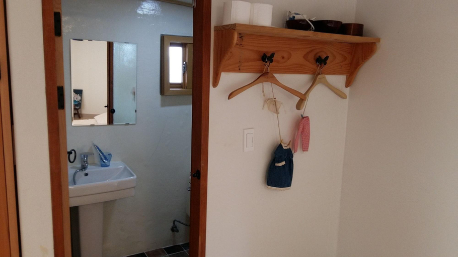 Bathroom 4, Jeonju Greem, Jeonju