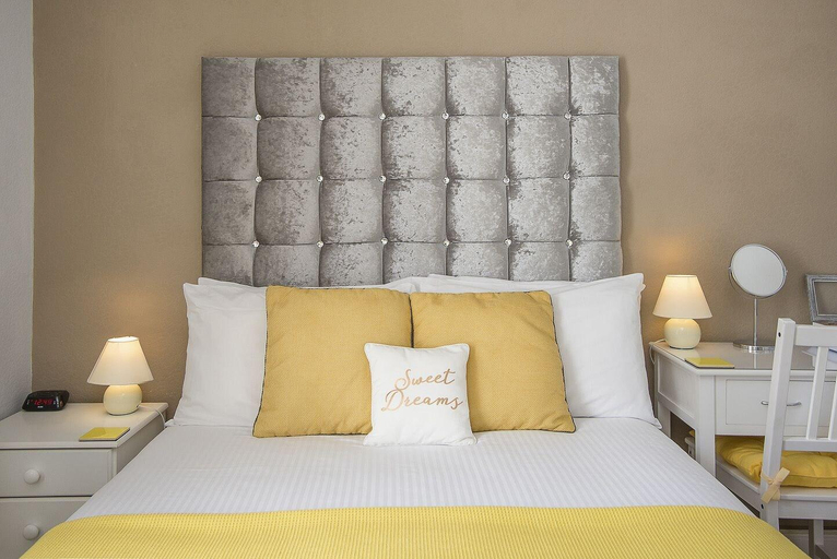 Bedroom 2, The Belmont, Torbay