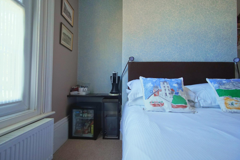 Bedroom 3, Number One B&B, Kent