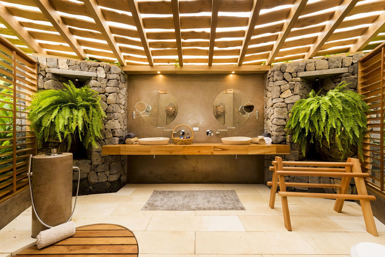 Public Area 5, Origins Lodge, Upala