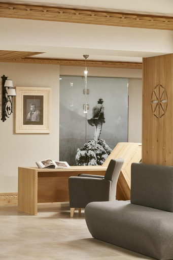 Public Area 2, Hotel Logos, Tatra