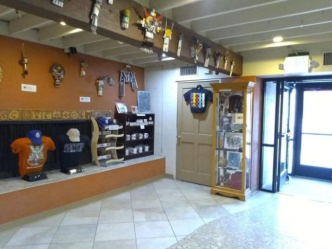 Public Area 2, Hopi Cultural Center, Navajo