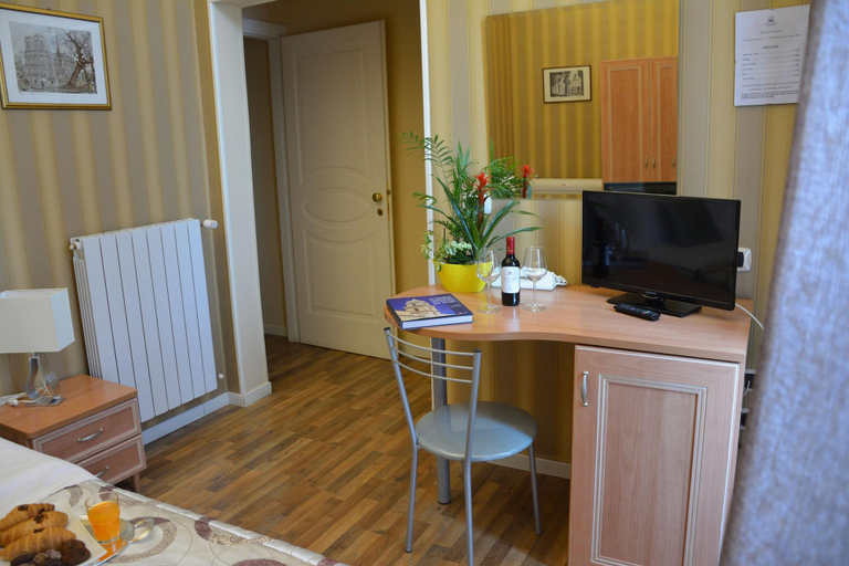 Bedroom 3, Le Stanze del Console, Bari