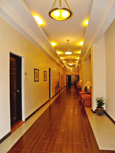 Public Area 3, Royale Tagaytay B&B, Alfonso