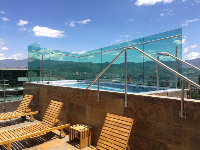 Sport & Beauty 3, Café Hotel By Lars, Medellín
