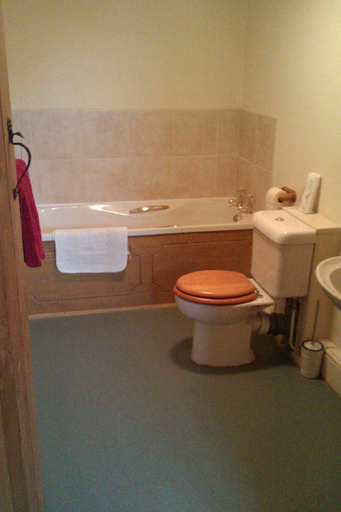 Bathroom 4, Blackmore Farm, Somerset