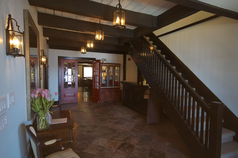 Public Area 3, Sir Sam's Inn, Haliburton