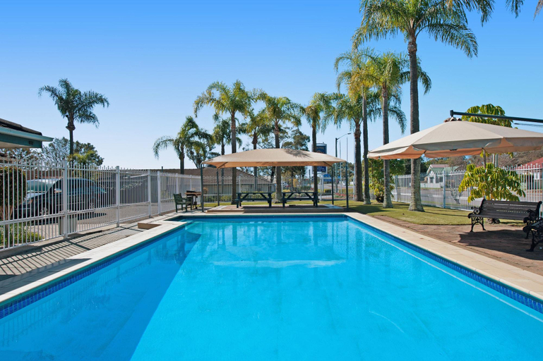 Sport & Beauty 5, Colonial Terrace Motor Inn, Port Stephens