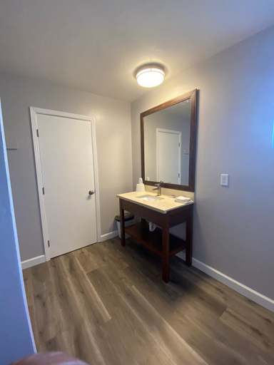 Bathroom 4, Colonial Motel, Santa Barbara