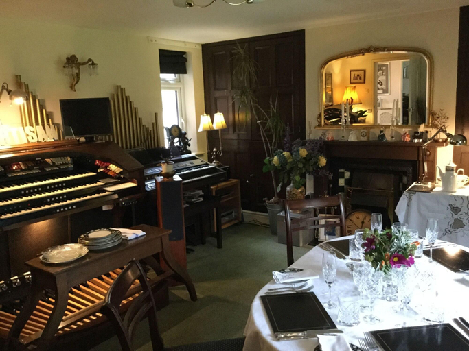 Food & Drinks 5, Mackworth House Farm, Derbyshire
