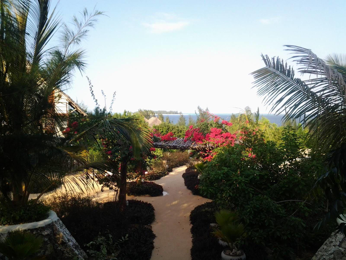 Public Area 2, Sunshine Marine Lodge, Kaskazini 'A'