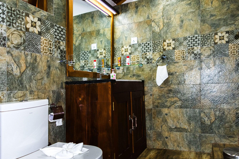 Bathroom 4, Kandy Cabana Eco Resort, Udapalatha