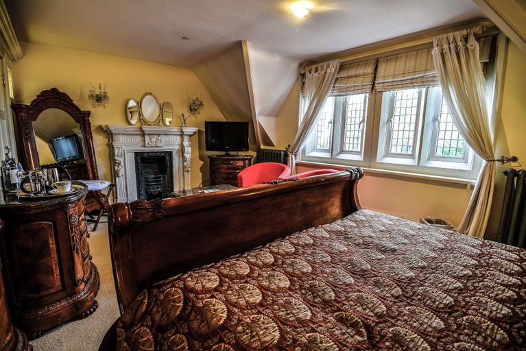 Public Area 4, Berwick Lodge, South Gloucestershire