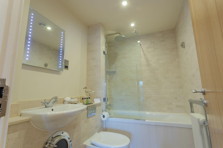 Bathroom 3, South Sands Boutique Hotel, Devon