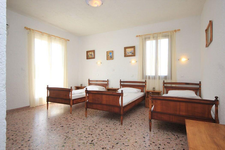 Bedroom 5, Santa Irini Hotel, South Aegean