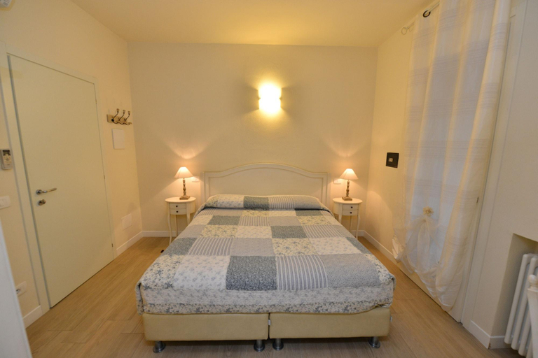 Bedroom 3, Villa Bianca, Verona