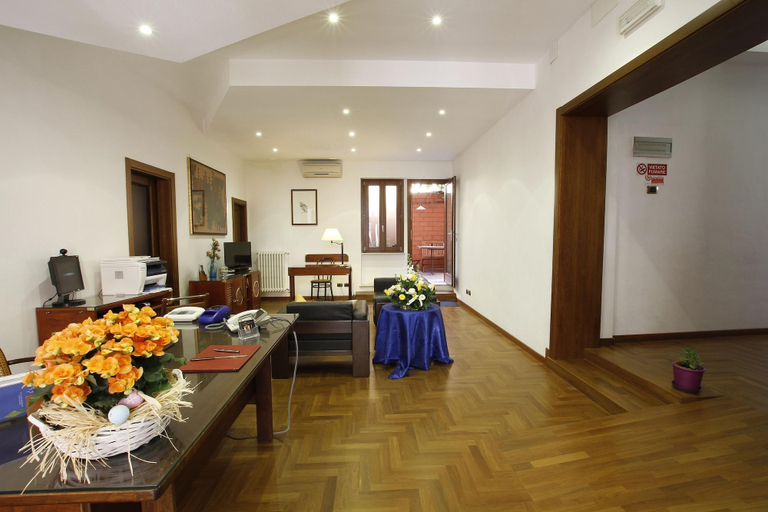 Public Area 2, Albergo Italia, Livorno