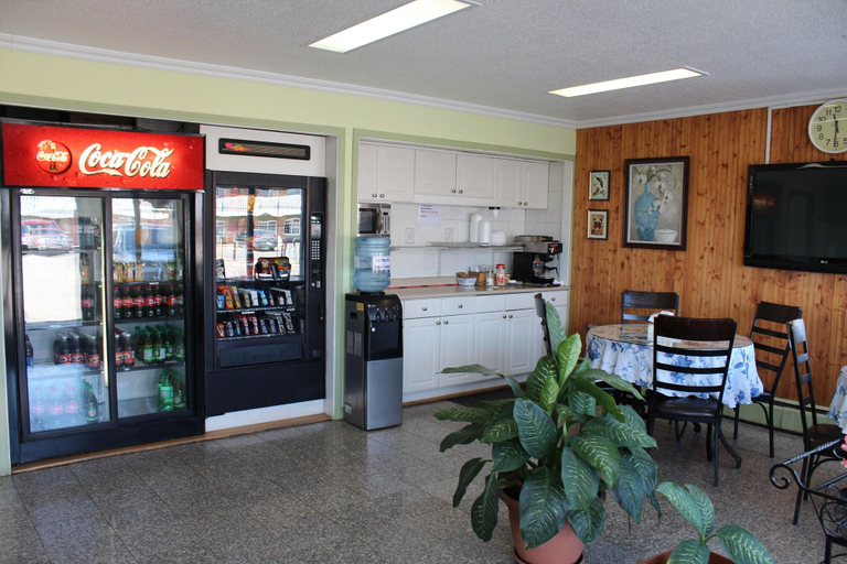 Public Area 3, Silver Crest Lodge, Division No. 19