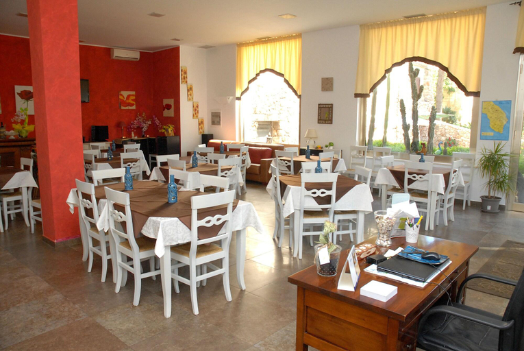 Food & Drinks 5, Borgo Console, Lecce