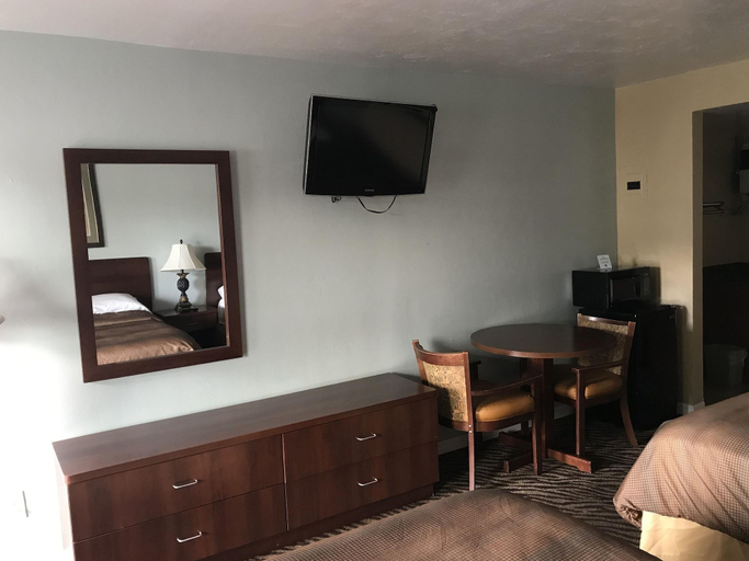 Public Area 2, Immokalee Inn, Collier