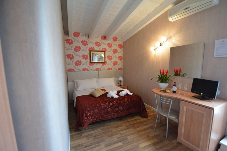 Bedroom 4, Le Stanze del Console, Bari