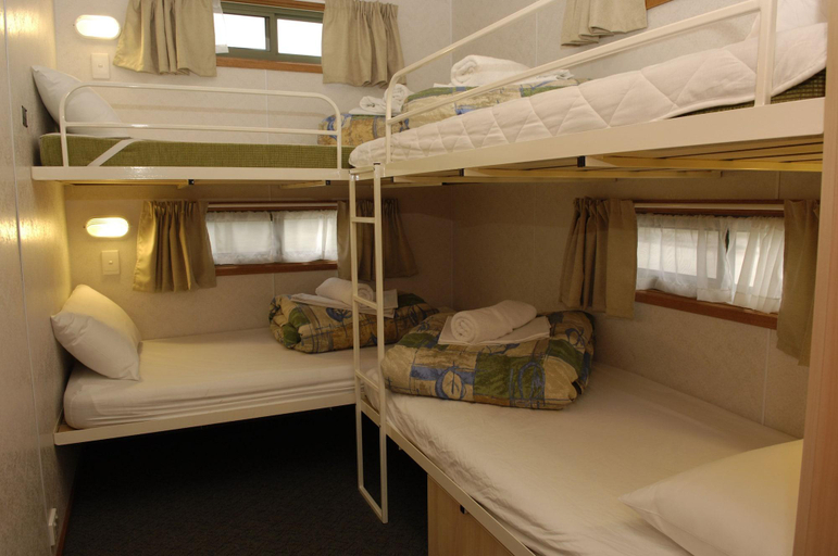 Bedroom 3, Frankston Holiday Park, Frankston - East