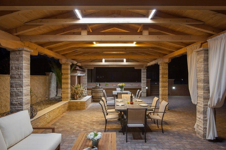 Public Area 4, Villa Malibu One, Vir
