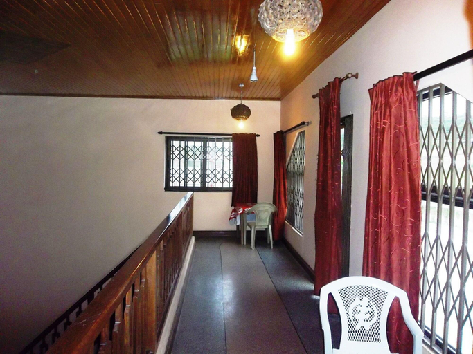 Public Area 2, Eden Lodge Hotel, Cape Coast