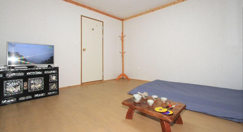 Bedroom 3, Gyeongju Seorabeol Hanok, Gyeongju