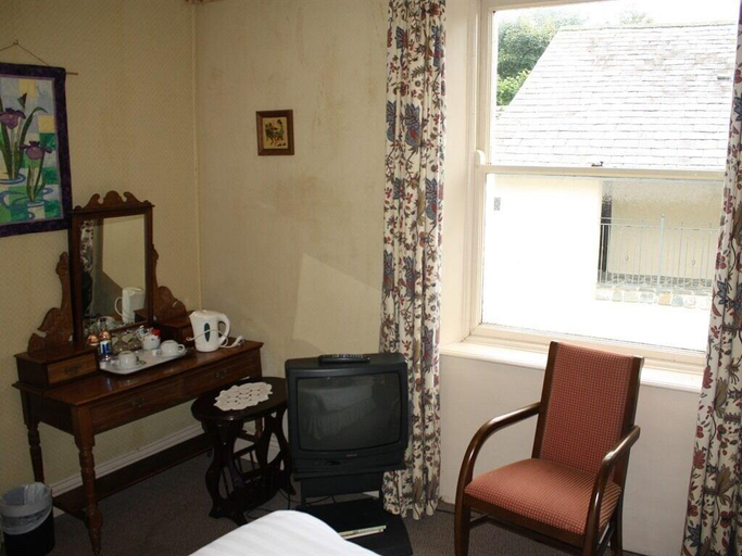 Public Area 3, Woodhill House